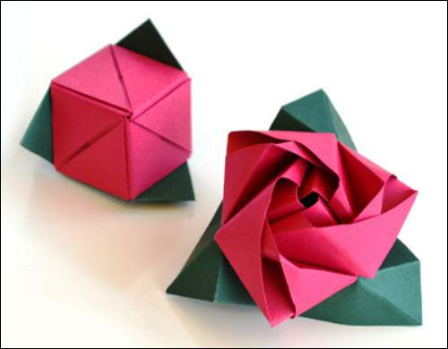 Cách gấp hoa hồng bằng giấy origami đầy ma thuật 24