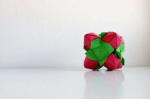 Cách gấp hoa hồng bằng giấy origami đầy ma thuật 27