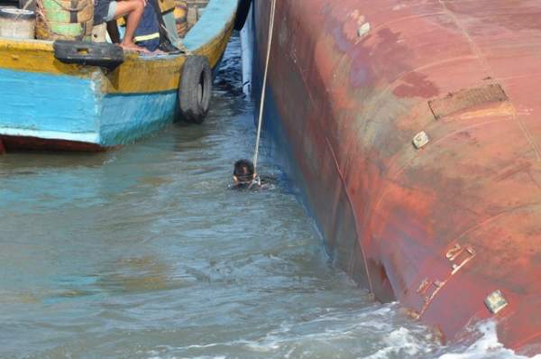 Thủ tướng: Huy động lực lượng tìm kiếm nạn nhân vụ chìm tàu trên sông Soài Rạp