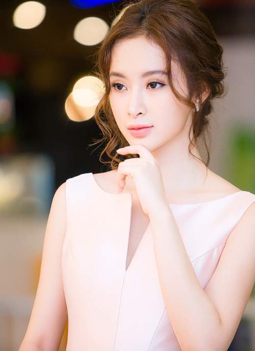 Tiết lộ thói quen make-up của Chi Pu, Angela Phương Trinh 24