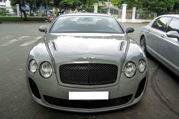 Siêu xe Bentley Supersports hàng hiếm xuất hiện tại Sài Gòn 7