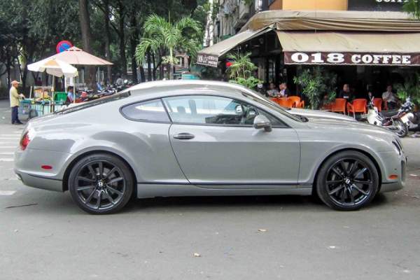 Siêu xe Bentley Supersports hàng hiếm xuất hiện tại Sài Gòn 3