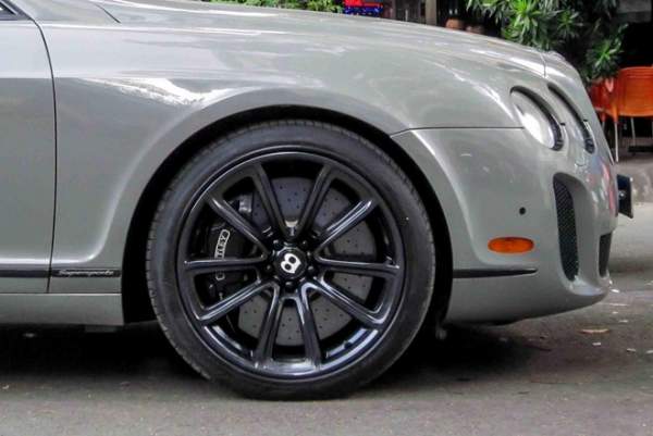 Siêu xe Bentley Supersports hàng hiếm xuất hiện tại Sài Gòn 9