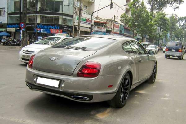 Siêu xe Bentley Supersports hàng hiếm xuất hiện tại Sài Gòn 2