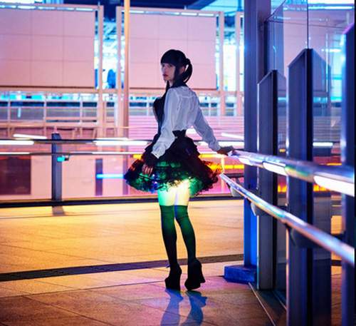 Thiếu nữ Nhật rộ mốt lắp đèn vào váy ngắn để thêm sexy 21