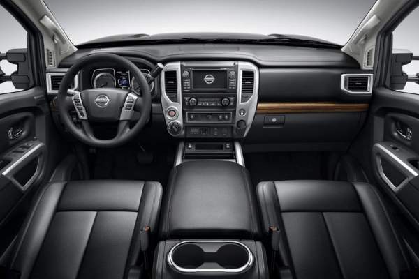 Tiết lộ mức giá các phiên bản Nissan Titan XD 2016 6