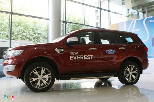 Chi tiết Ford Everest 2016 giá hơn 1,6 tỷ đồng vừa bán ở VN