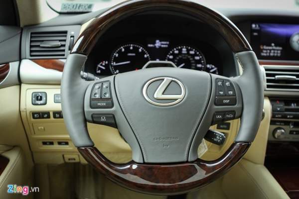 Lexus LS460L 2016 tại Hà Nội 7