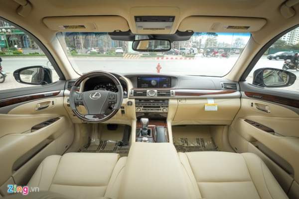 Lexus LS460L 2016 tại Hà Nội 6