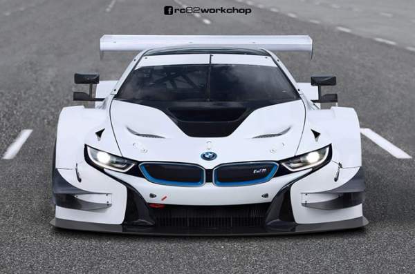 BMW i8 biến hóa thành xe đua