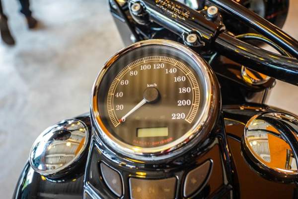 Môtô Harley phong cách bobber giá gần 1 tỷ đồng tại Việt Nam 10