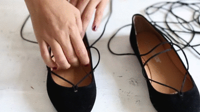 Mách bạn gái tự làm giày buộc dây thật "sành điệu củ kiệu" 6