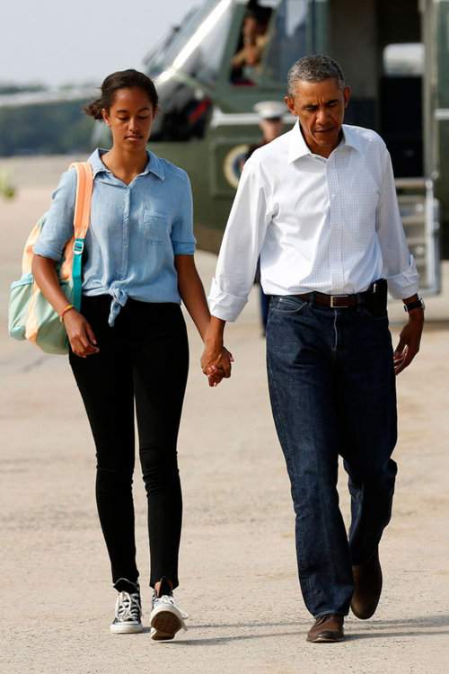 Con gái cựu Tổng thống Obama giản dị đến mức khó tin 33