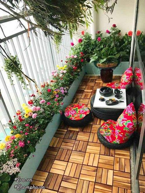 "Vườn hồng" đẹp mê hồn trên cửa sổ nhà bếp của mẹ Hà Thành 20 năm đi chợ "săn" hoa 39