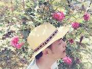 "Vườn hồng" đẹp mê hồn trên cửa sổ nhà bếp của mẹ Hà Thành 20 năm đi chợ "săn" hoa 43