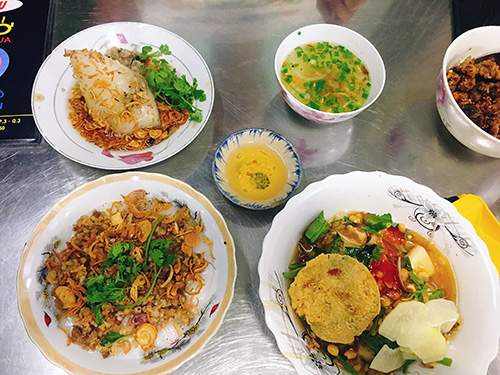 Trưa nóng, đi ăn ngay phở chua xứ Lạng độc nhất vô nhị ở Sài Gòn 30