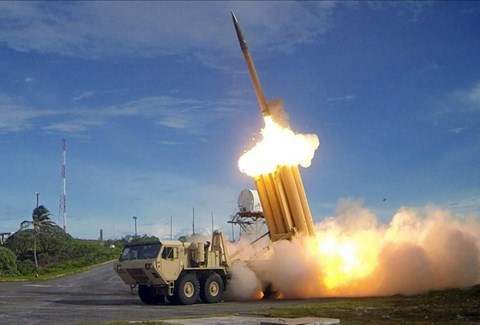 Ả rập xê út vừa tuyên bố mua tên lửa S-400 của Nga, Mỹ liền lấy THAAD ra "nhử"