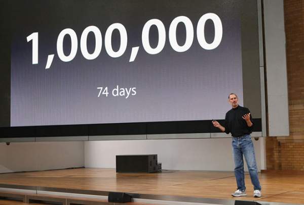 Xúc động trước bộ ảnh Steve Jobs "hồi sinh" Apple 30