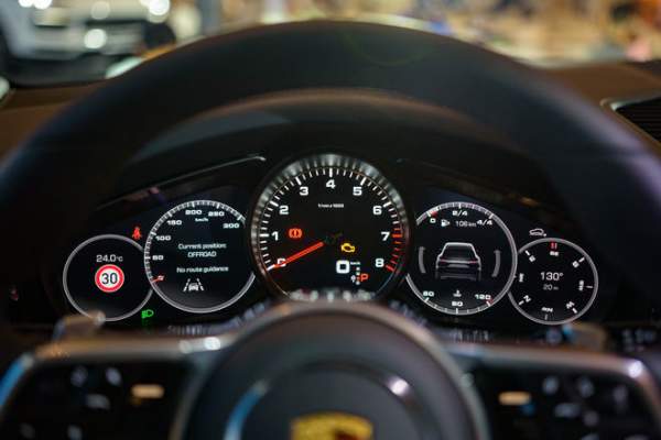 Cận cảnh Porsche Cayenne S 2018 giá 5,47 tỷ đồng 9