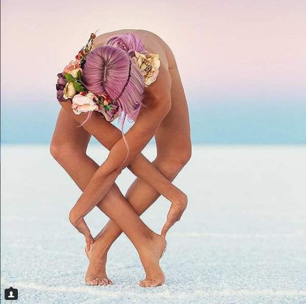 Yoga khỏa thân có gì mà hội chị em thi nhau tập? 5