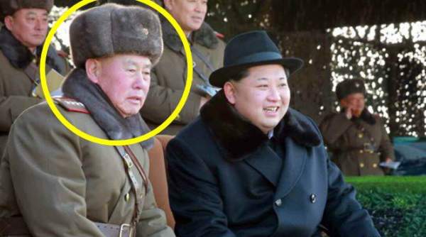 Kim Jong-un làm điều chưa có tiền lệ: Đưa tướng cấp cao tới biên giới