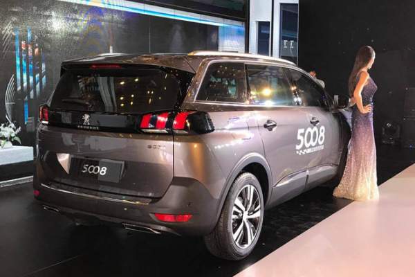 Chốt giá 1,349 tỷ đồng, Peugeot 5008 khẳng định đẳng cấp 2