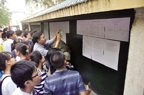 Tuyển sinh lớp 10 tại Hà Nội: Hàng vạn “dê vàng” có thể phải học dân lập, trường nghề