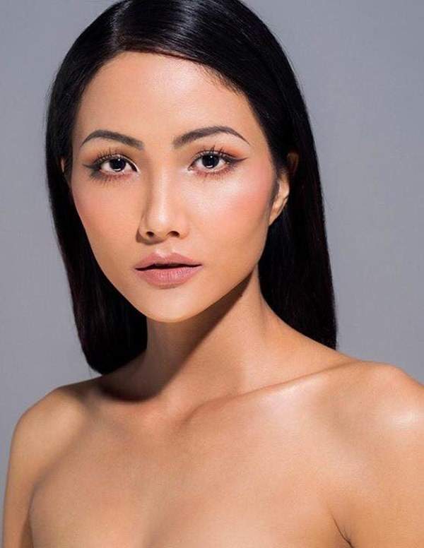 Tân Hoa hậu Hoàn vũ Việt Nam thuở tóc dài xinh như búp bê 11