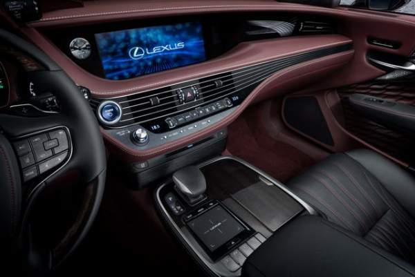 Lexus LS 500 Luxury 2018 giá từ 4,55 tỷ đồng 2