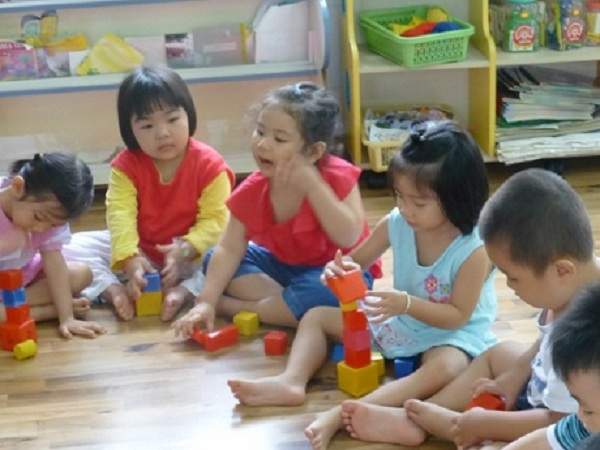 Những trò chơi giúp tăng cường khả năng tư duy của trẻ nhỏ