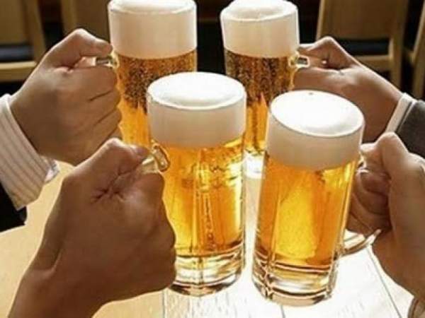 Uống bao nhiêu rượu bia để không phải đi viện ngày Tết? 3