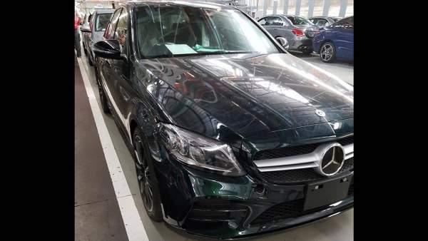 Lộ diện Mercedes-AMG C43 sedan 2019 trước ngày ra mắt