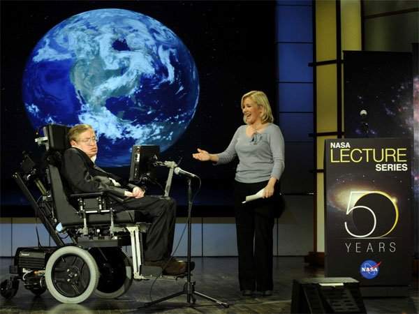 Thiên tài khuyết tật Stephen Hawking và 12 câu nói để đời 2