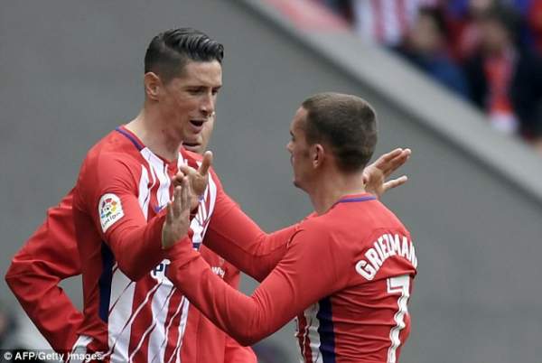 Torres cán mốc 100 bàn ở La Liga trong ngày Atletico đại thắng 2