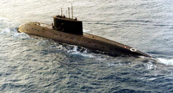 Nghi vấn cuộc rượt đuổi giữa tàu ngầm Nga và Anh trước cuộc không kích vào Syria