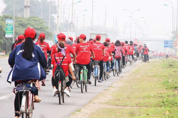 600 tình nguyện viên đạp xe 100km về dâng hương tại Đền Hùng
