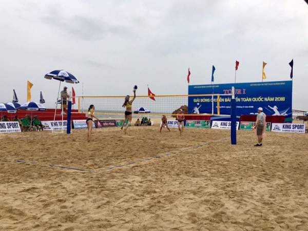 Giải bóng chuyền bãi biển toàn quốc 2018 khởi tranh tại Quảng Bình 1