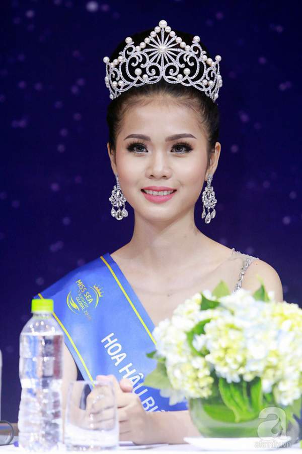 Kim Ngọc - Hoa Hậu Biển Việt Nam dự Gala RIORI Quantum Leap để tôn vinh mỹ phẩm RIORI