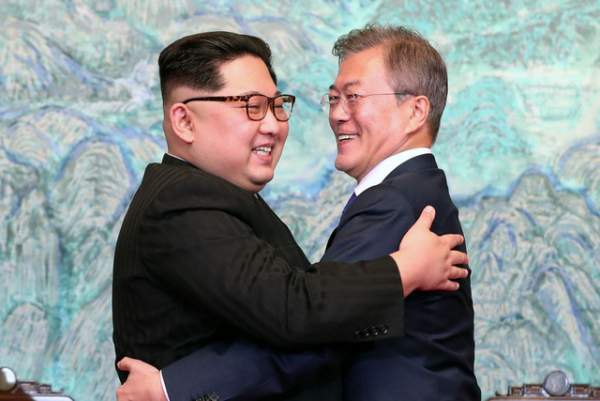 Ông Kim Jong-un "ghi điểm" với người Hàn Quốc