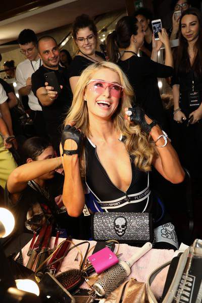 Paris Hilton tuyên bố chưa từng phẫu thuật thẩm mỹ 4