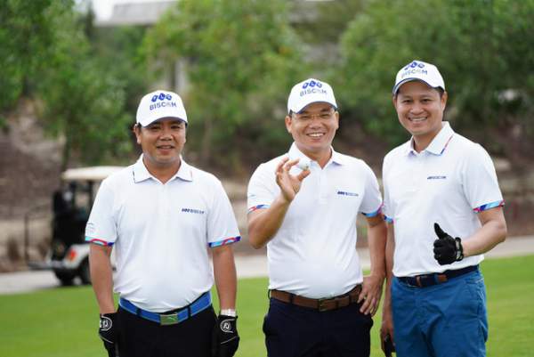 Đánh 77 gậy, golfer Tôn Anh Dũng trở thành nhà vô địch đầu tiên tại FLC Quang Binh Golf Links 10