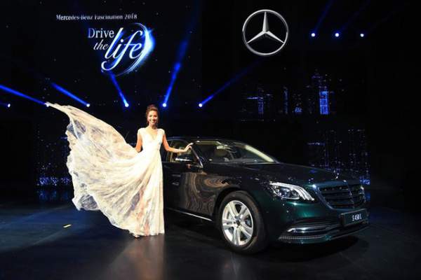 Khai mạc triển lãm riêng của Mercedes-Benz tại Hà Nội