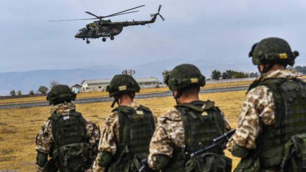 Nga triển khai hàng nghìn quân và vũ khí tới biên giới đối phó NATO