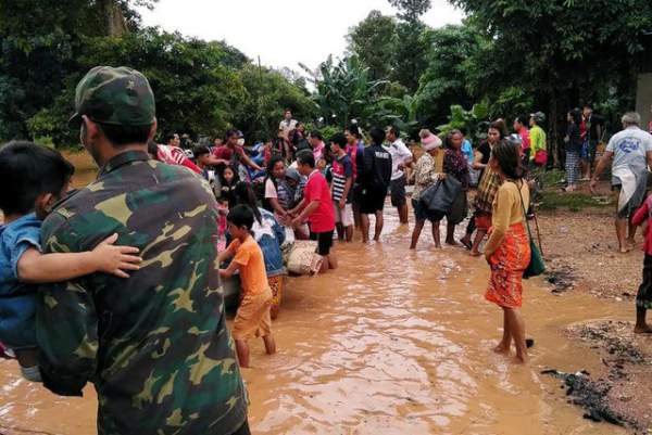 Vỡ đập ở Lào, ít nhất 20 người chết, hơn 100 người mất tích 4