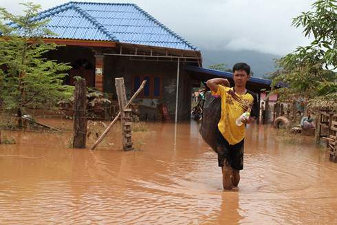 Vỡ đập thủy điện tại Lào: “Nước lên nhanh nên không kịp mang gì hết“ 6
