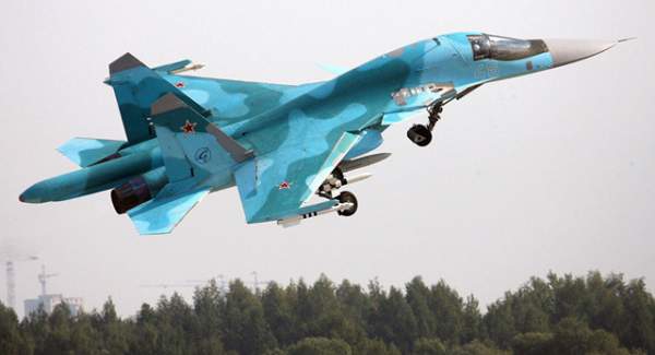 Khoảnh khắc “xe tăng bay” Su-34 khai hỏa tên lửa siêu thanh