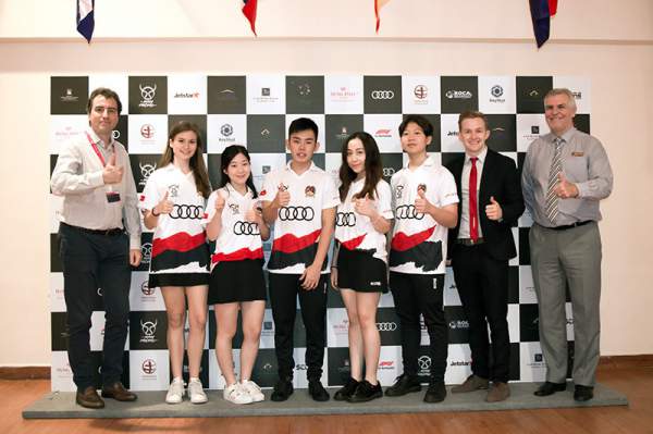 Audi đồng hành cùng đại diện Việt Nam tham gia cuộc đua "F1 trong trường học"