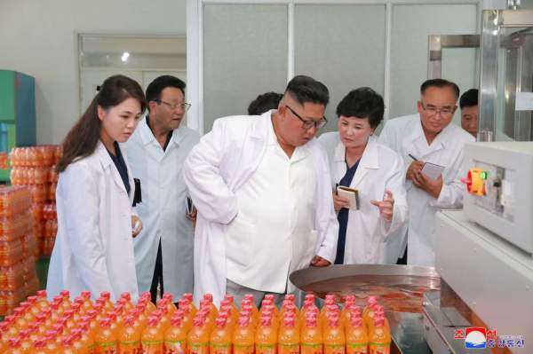 Khi ông Kim Jong-un “rời xa” các cơ sở tên lửa 2