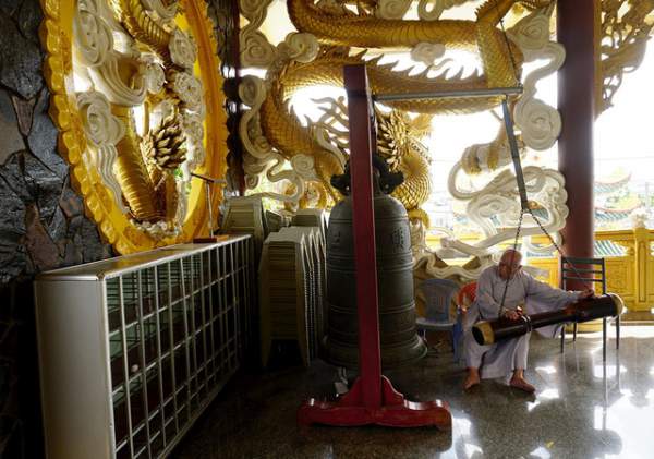 Ngôi chùa có chánh điện cao nhất Việt Nam đẹp như tranh ở Sài Gòn 15