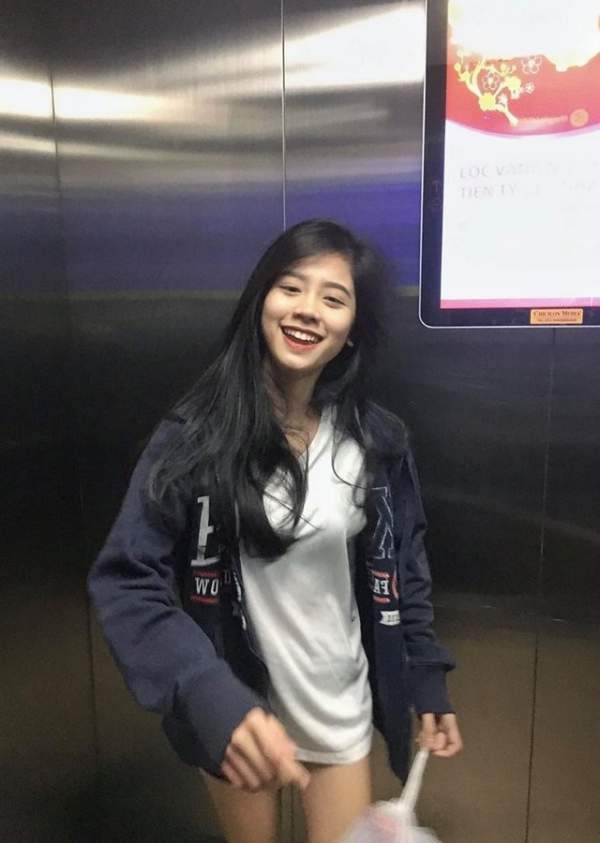 Nụ cười dễ thương của thiếu nữ xứ Thanh hút dân mạng